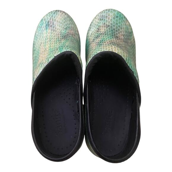 Sanita Professional Patent Leather Clogs EU 35 US 4 Iridescent Green Snake Print - Picture 12 of 15